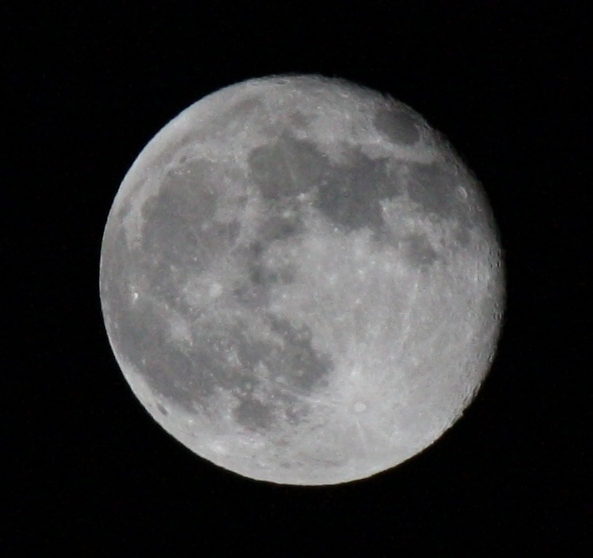 Mond_5.6_4000.JPG